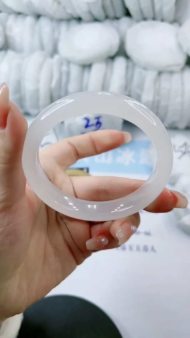 【闪购商品】石英质玉手镯未镶嵌0330467007-多样性发货