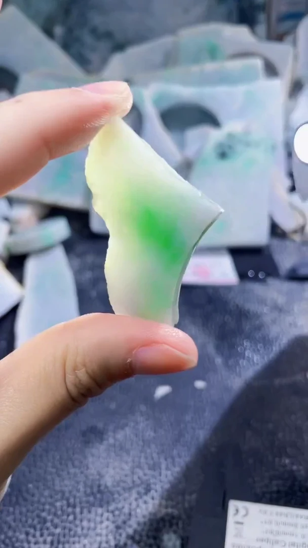 裸石翡翠天然A货翡翠板料