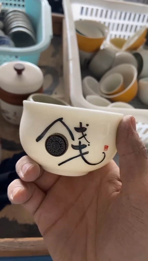 无运费险有瑕疵的摄影的产品有使用过的痕迹有点脏介意勿拍
