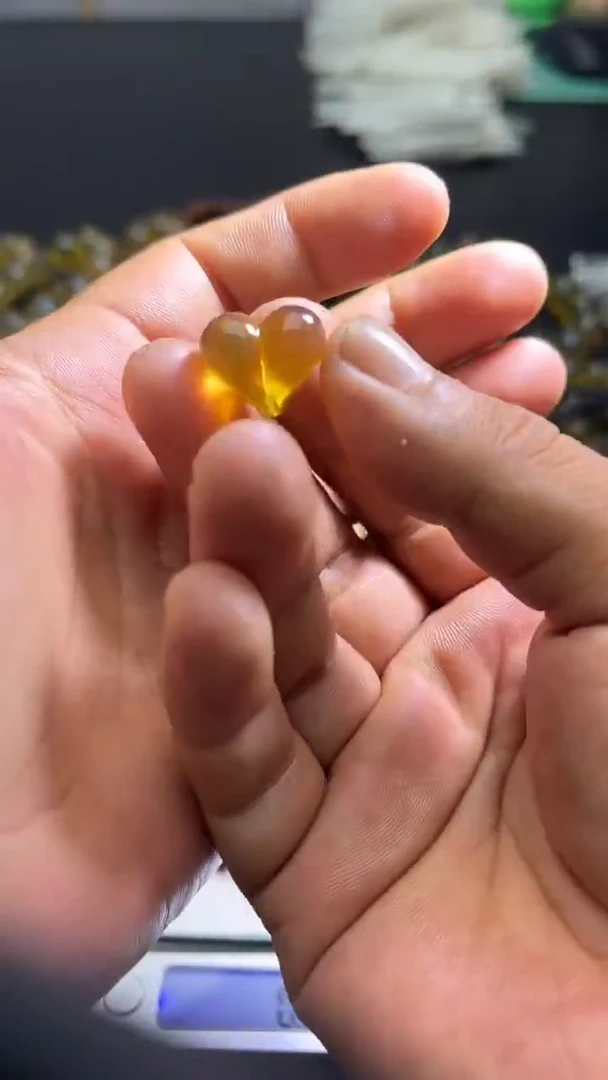 裸石琥珀未镶嵌49