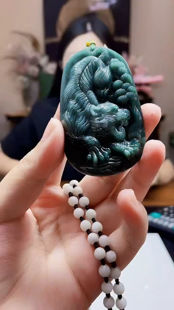 未镶嵌定制翡翠吊坠29