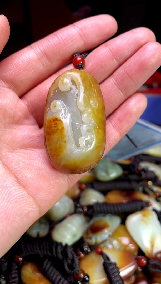 【闪购商品】和田玉颈饰未镶嵌1