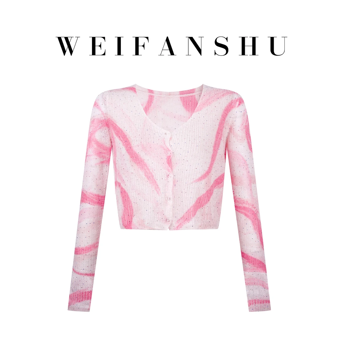 WEIFANSHU/魏凡舒【美腻彩虹】早春新款设计感烫钻针织减龄甜美毛衣