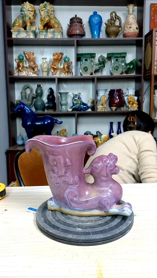 经典精美复古风格瓷器