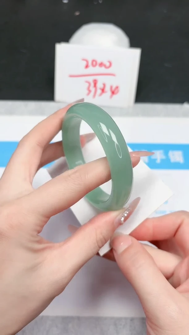 【闪购商品】石英质玉手镯未镶嵌580-59