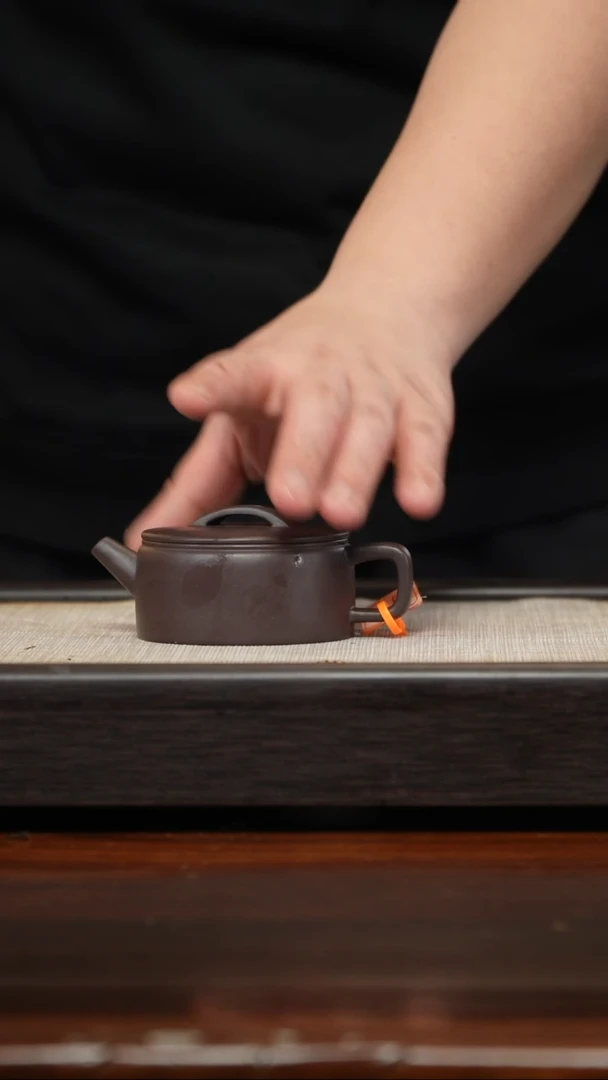 【闪购商品】紫砂茶壶四底汉瓦140cc