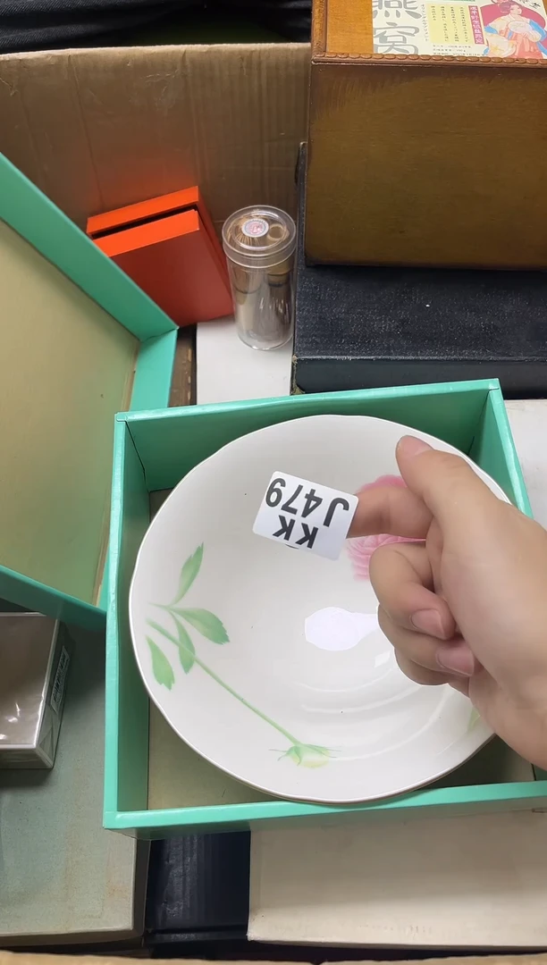 瓷片哇*几479哇呀几哇呀几哇呀几
