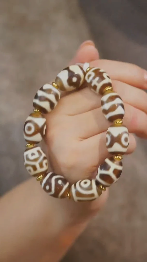 【闪购商品】玛瑙/玉髓手串未镶嵌多样性发其一