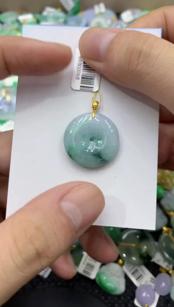 颈饰未镶嵌翡翠天然缅甸翡翠A货