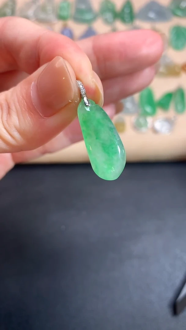 翡翠18K金镶嵌吊坠(不含链)福瓜|1980+0