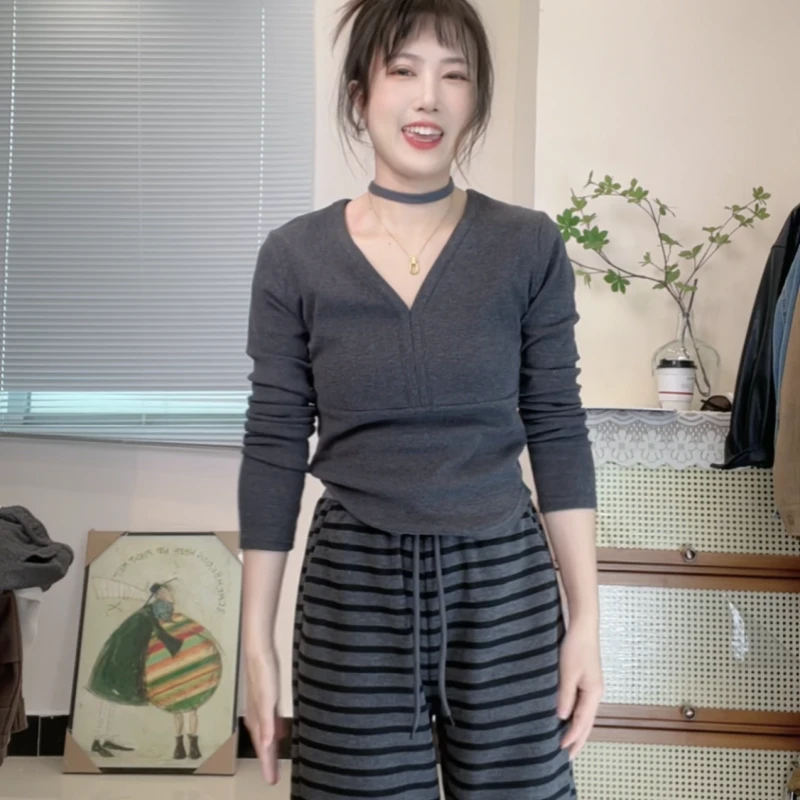 小个子V领收腰打底春款内搭百搭t恤韩版纯色显瘦叠穿气质