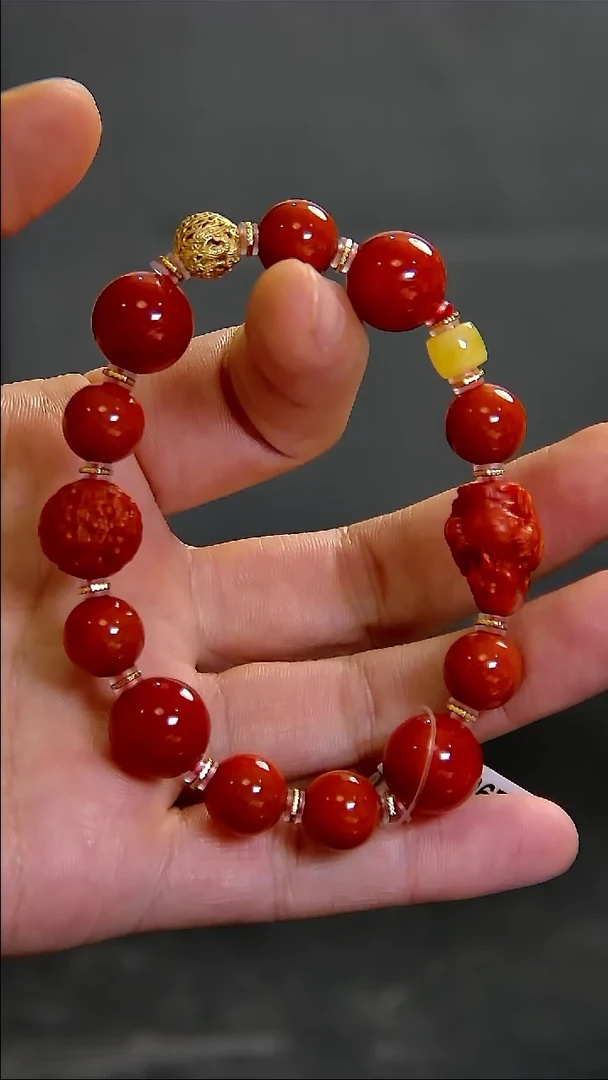 南红玛瑙手串未镶嵌018ZB0529产品一个
