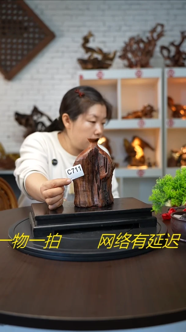 木木雕款冬****6云南虎斑檀根艺花瓶