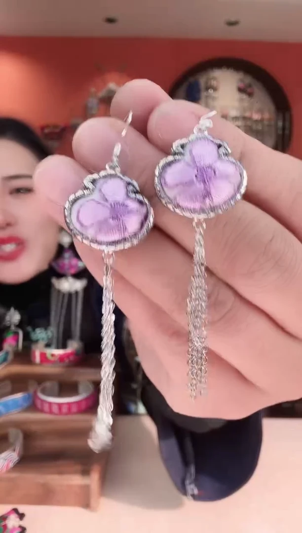 织绣非遗手工苗银苗绣耳环76