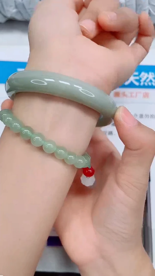 未镶嵌手镯石英质玉100-63