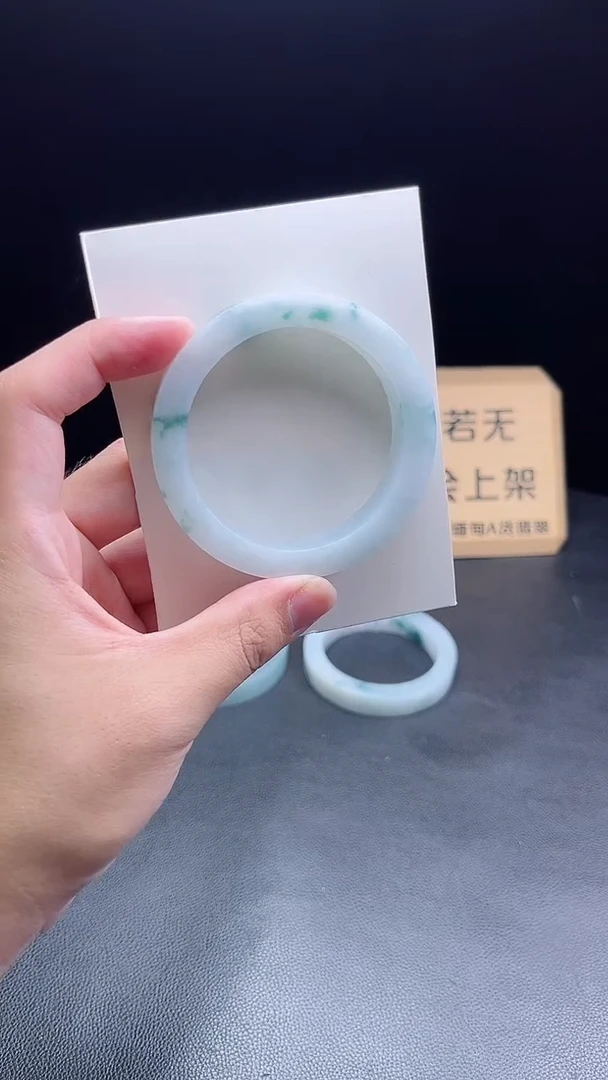 未镶嵌手镯定制翡翠清*定制