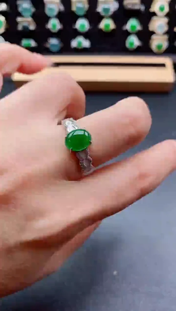 银S925镶嵌戒指翡翠1