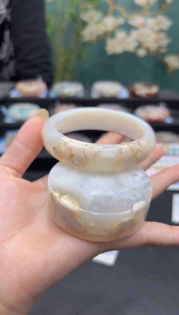 未镶嵌手镯石英质玉C14(62圈赠送镯心)