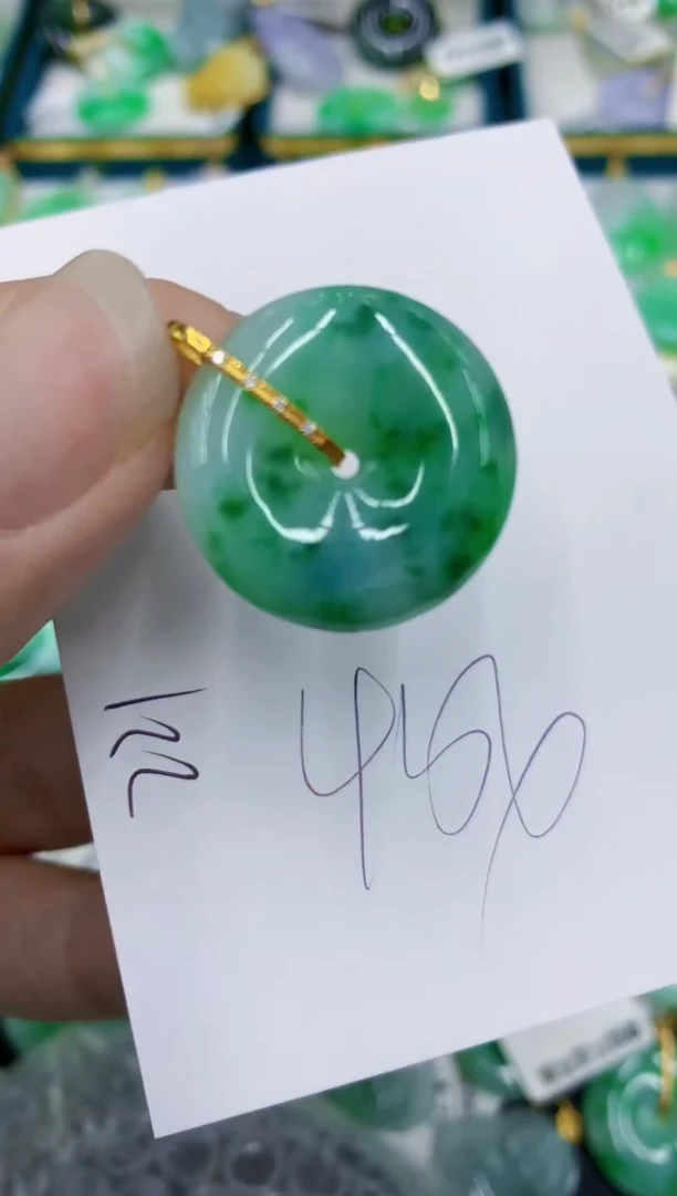 翡翠18K金镶嵌颈饰1111111111