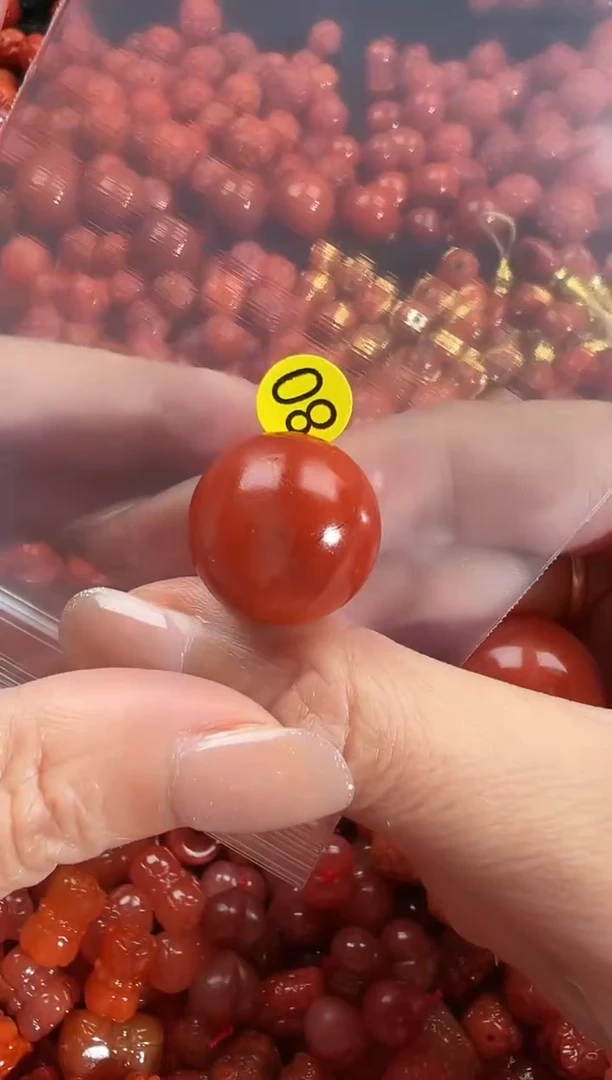 颈饰未镶嵌南红玛瑙1