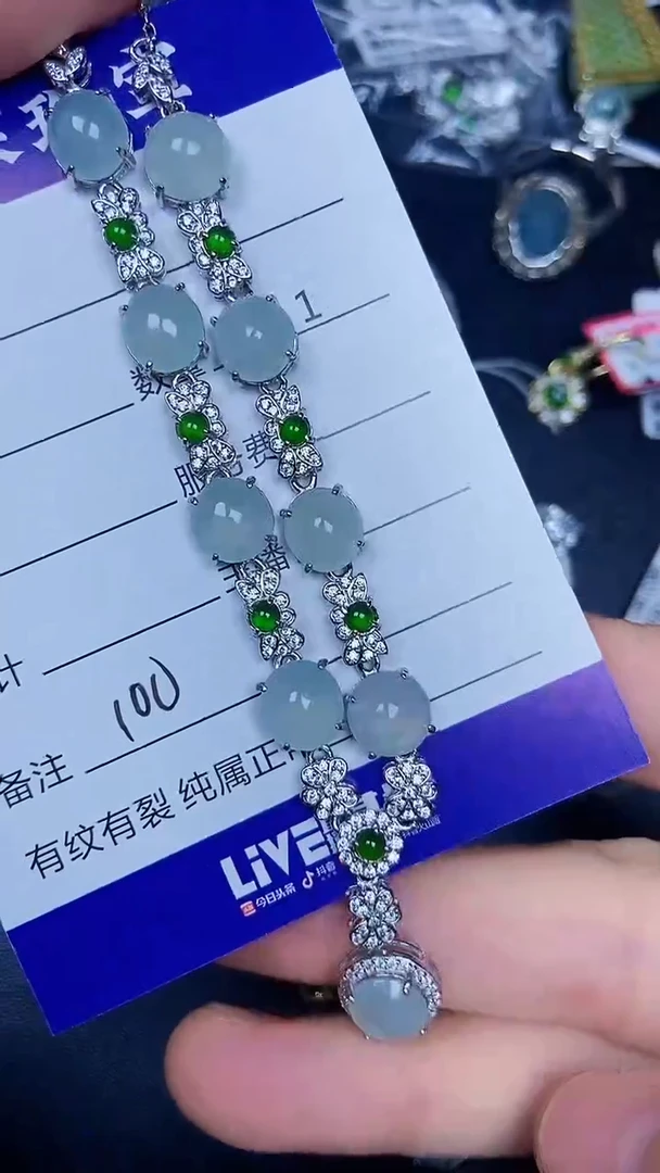 银S925镶嵌戒指翡翠1000