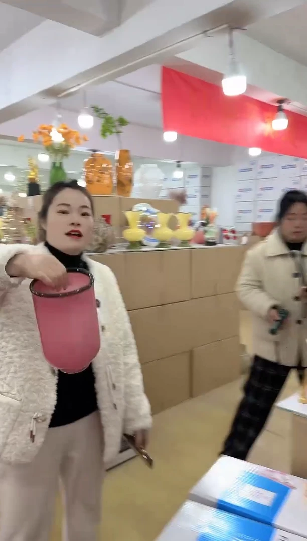 【闪购商品】无铅玻璃甄选花器-q-早5