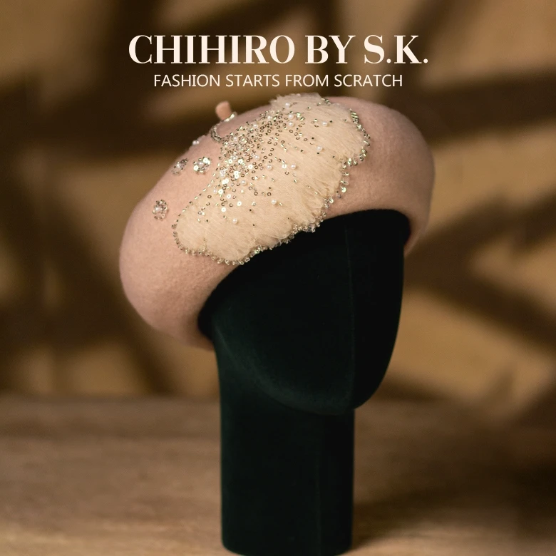 CHIHIRO BY S.K./新帽馆【三生有杏】秋冬新款法式刺绣重工水钻贝雷