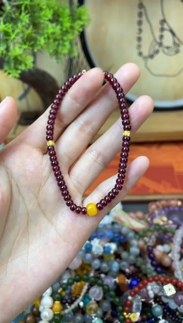 【闪购商品】石榴石手链未镶嵌101手串