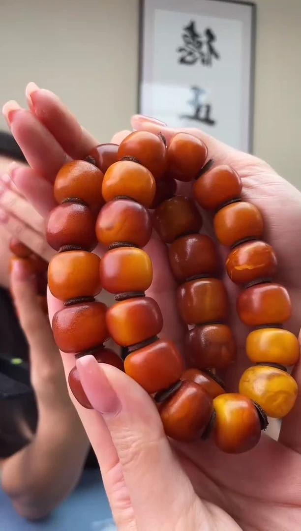 琥珀未镶嵌珠宝奇石T050.18微瑕假一罚十多样性发其一