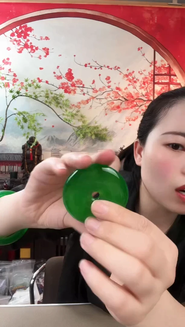 圣吉推荐款绿色平安扣吊坠