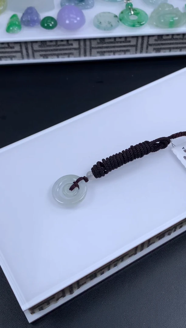 【闪购商品】翡翠挂件未镶嵌翡翠