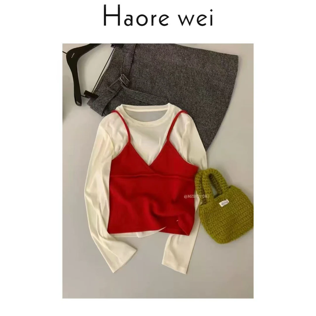 Haore Wei撞色叠穿丝绒长袖打底+吊带两件套女2026冬内搭上衣