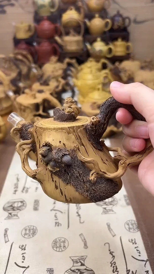 茶壶紫砂豪***在猴子松鼠壶