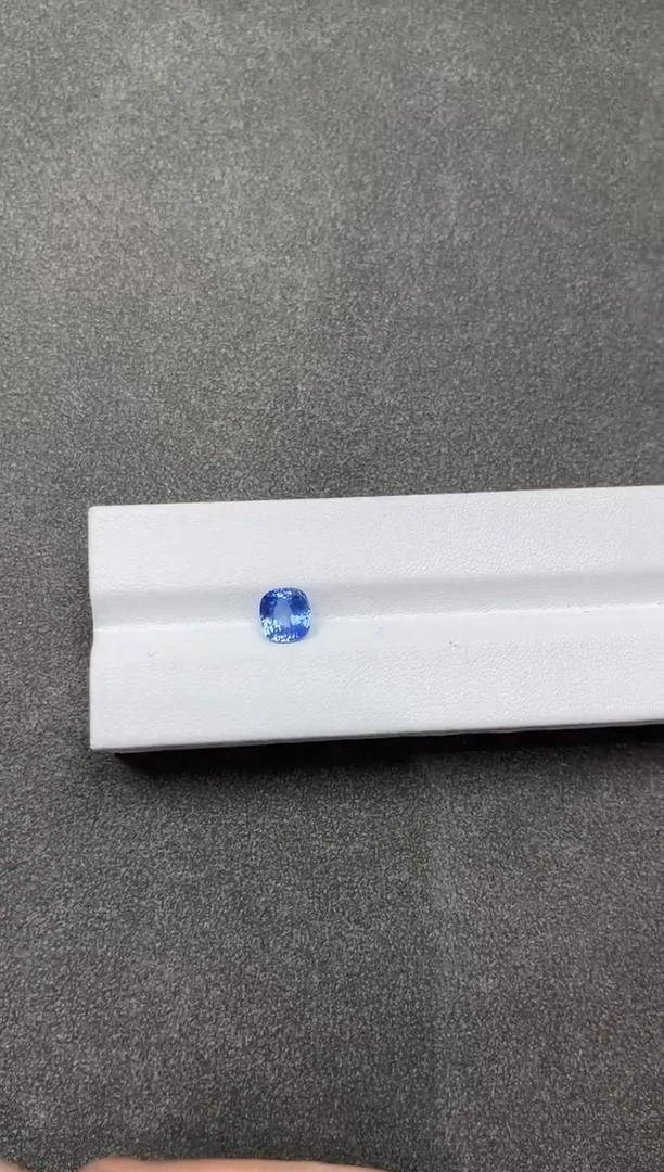 裸石蓝宝石天然裸石