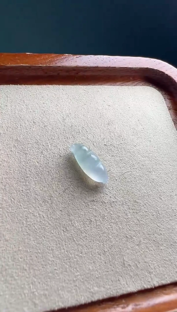 未镶嵌定制翡翠白冰福豆