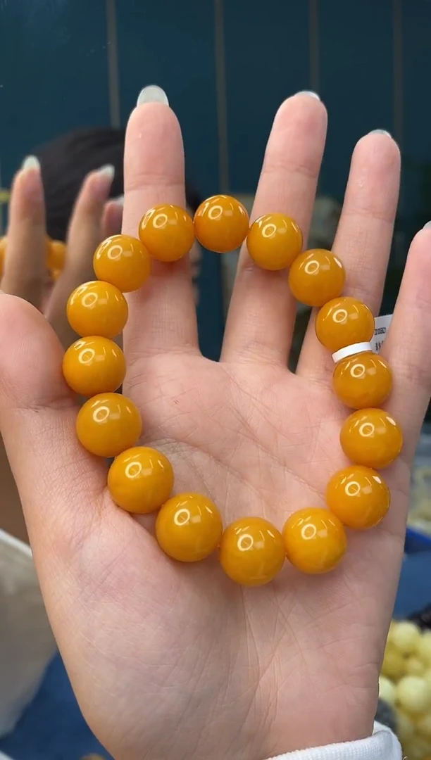 裸石琥珀未镶嵌1/3多样性发其一85