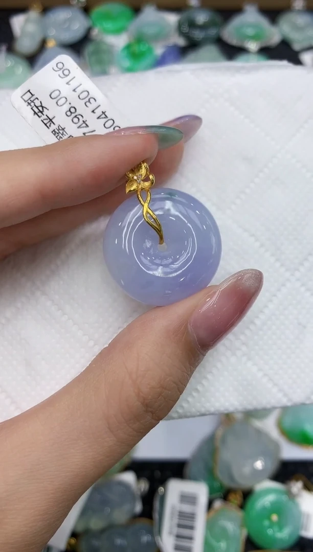 翡翠18K金镶嵌颈饰111111111111