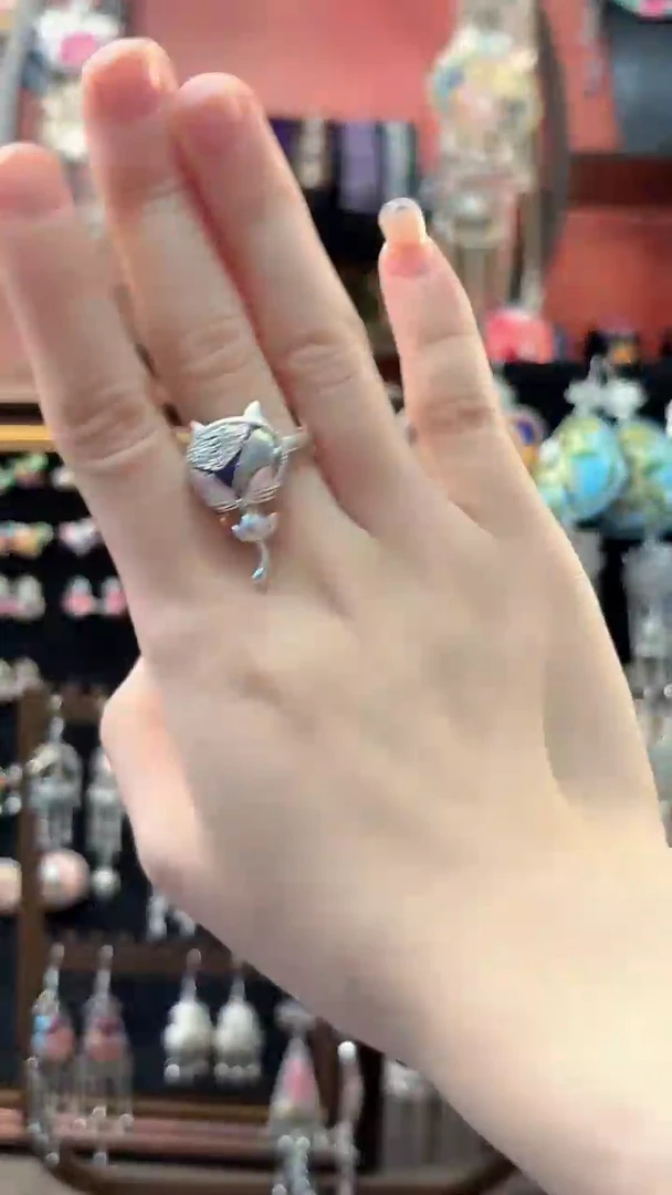 织绣 云织谣民族风精美饰品   300