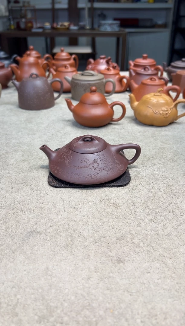 茶壶紫砂竞拍紫砂壶钟意右下角出价