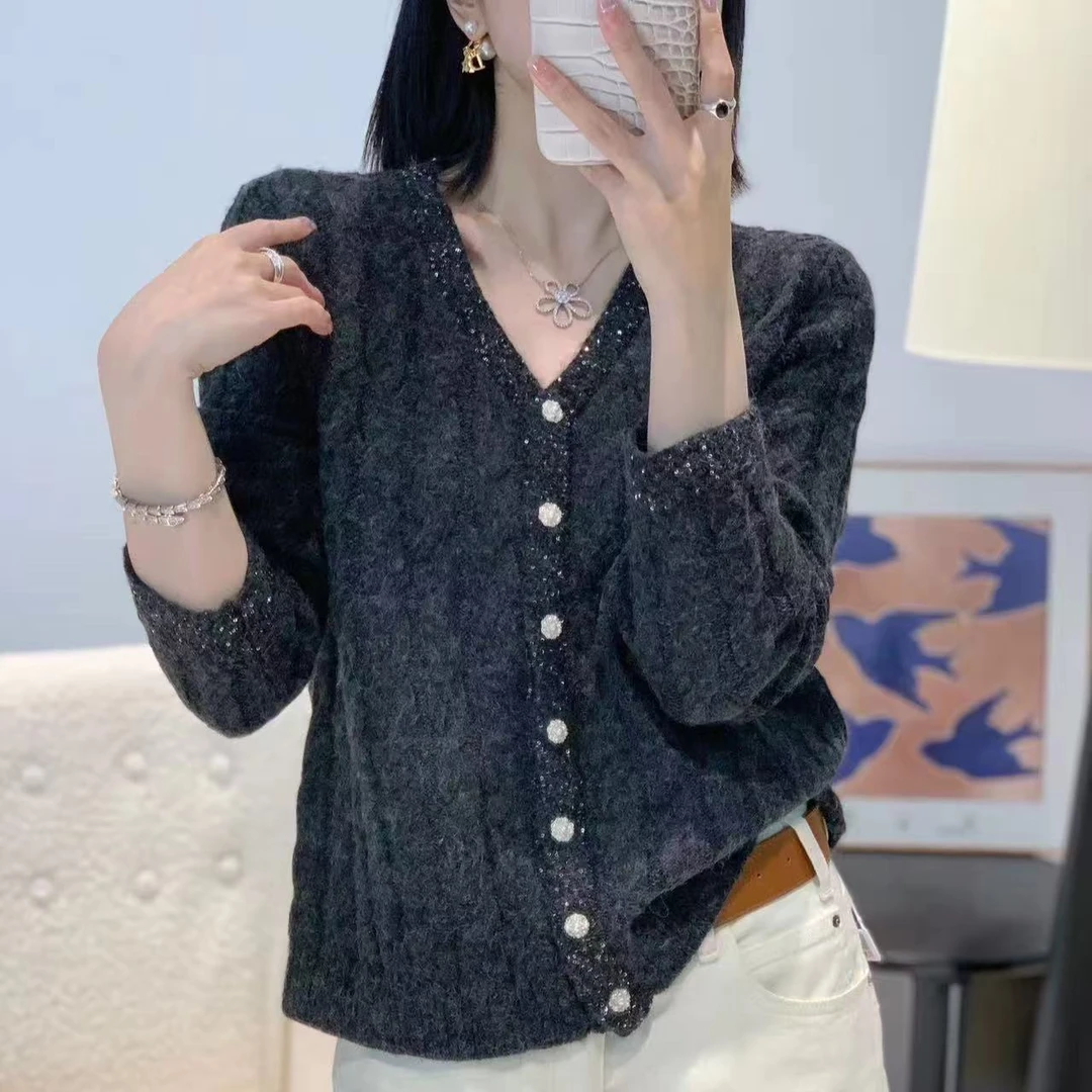 羊驼绒羊毛混纺幻彩珠片女士秋冬针织衫长袖开衫气质百搭v领上衣