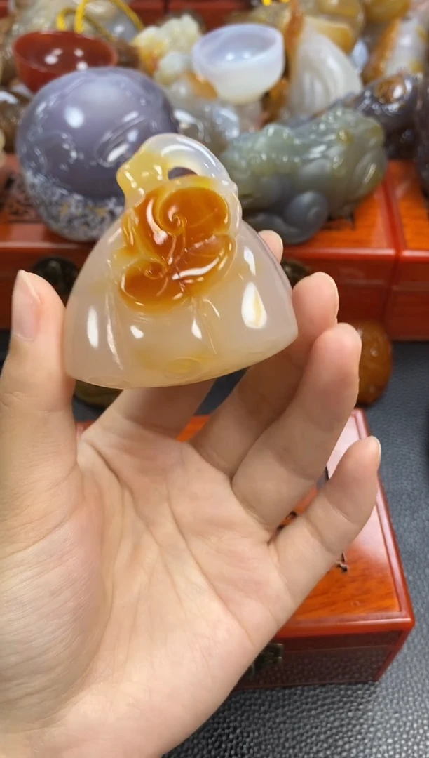 未镶嵌手把玛瑙/玉髓Q***N1