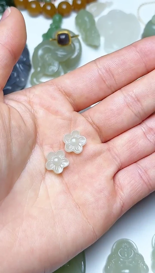 未镶嵌和田玉珠宝半成品吊坠