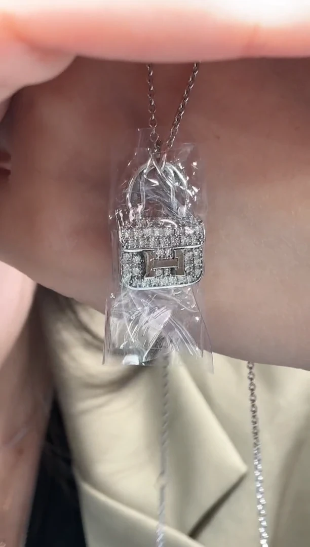 【闪购商品】钻石套链18K金镶嵌  康康包套链K白