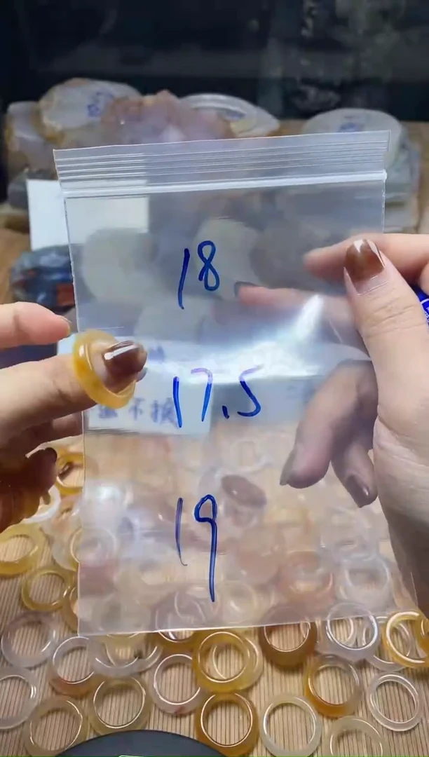 未镶嵌戒指玛瑙/玉髓-**-18