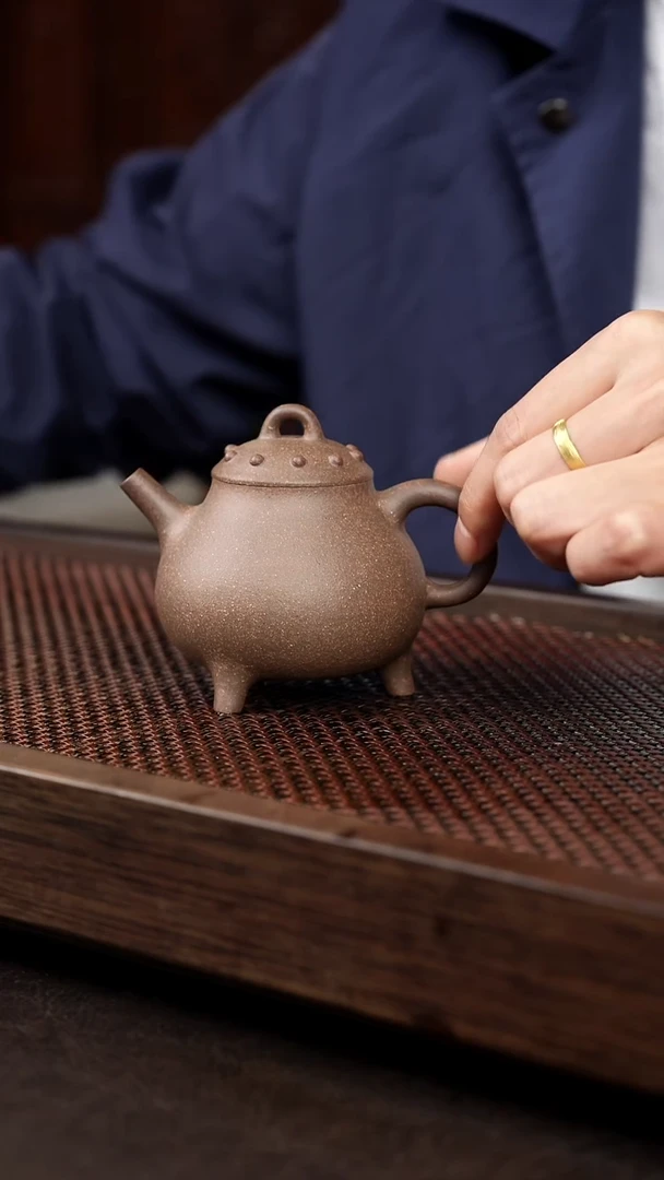 茶壶紫砂6-2三足鼎