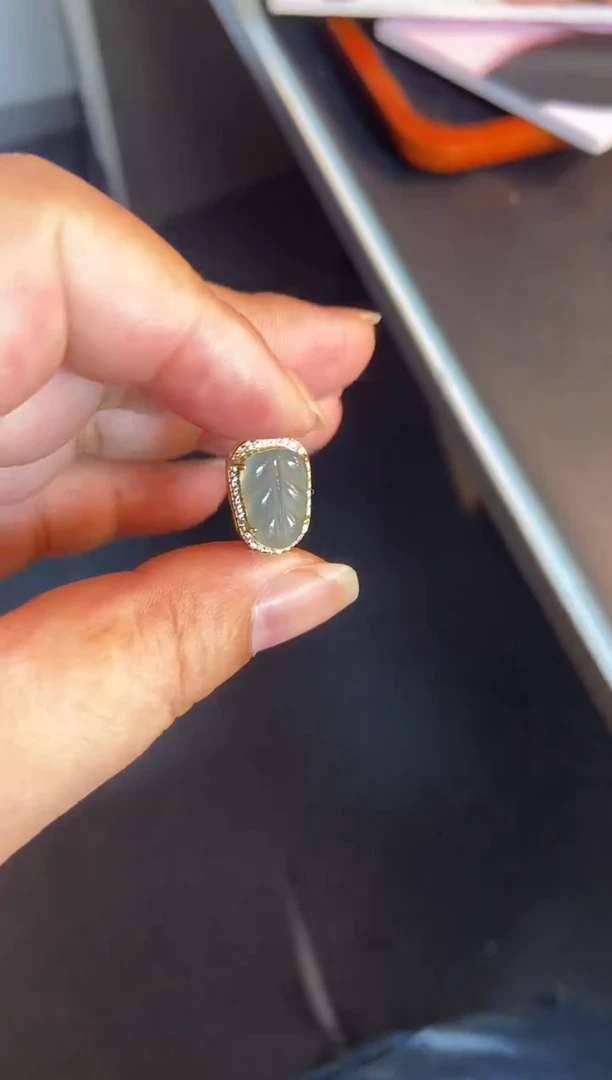 吊坠(不含链)银S925镶嵌翡翠1