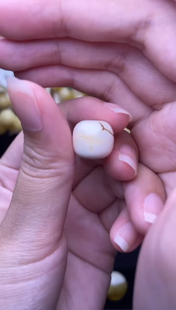 未镶嵌琥珀裸石大小姐珠宝严选84