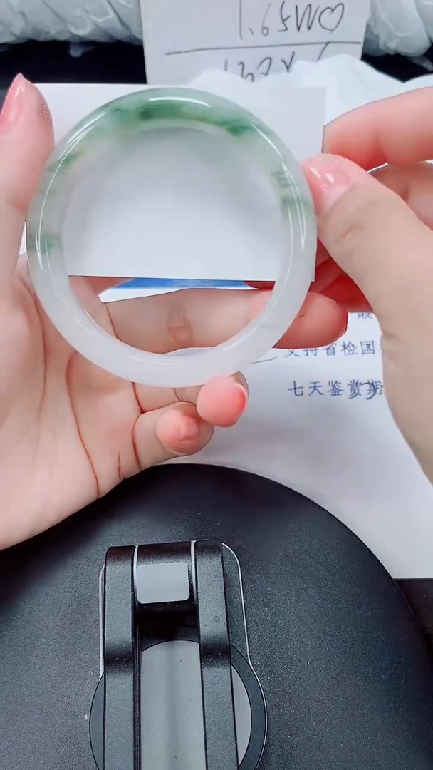 未镶嵌手镯石英质玉162-57/58