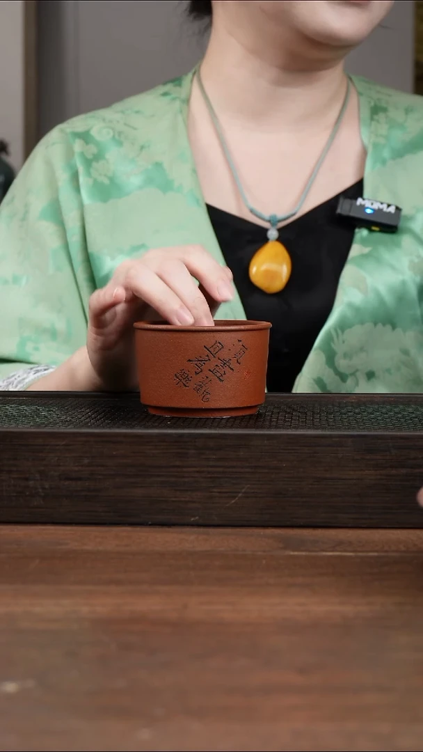 茶壶紫砂红清水须尽欢刻绘压手杯 ！