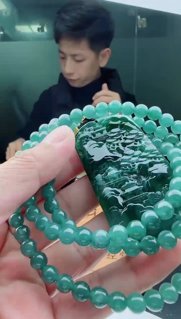 【闪购商品】翡翠颈饰未镶嵌11111111